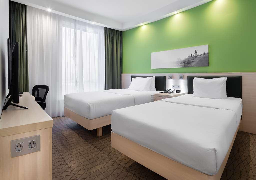 Hampton By Hilton Minsk City Centre Kamer foto