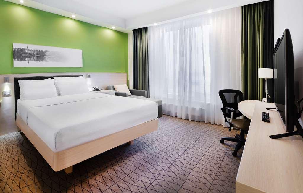 Hampton By Hilton Minsk City Centre Kamer foto