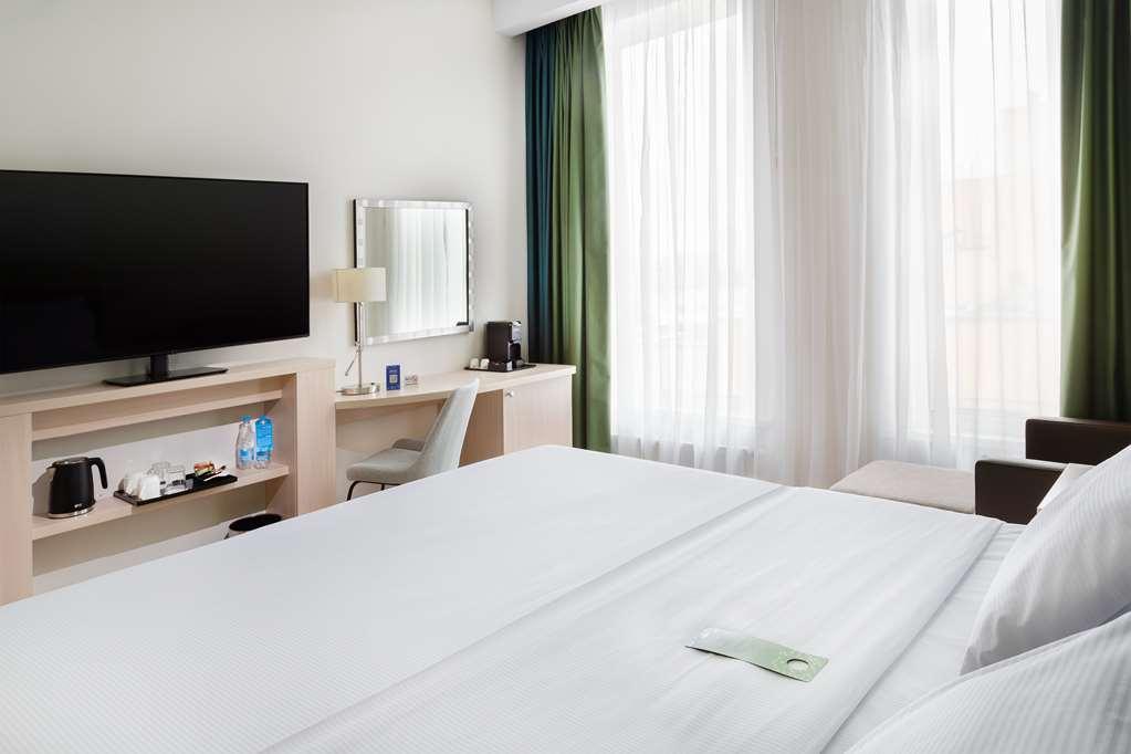 Hampton By Hilton Minsk City Centre Kamer foto