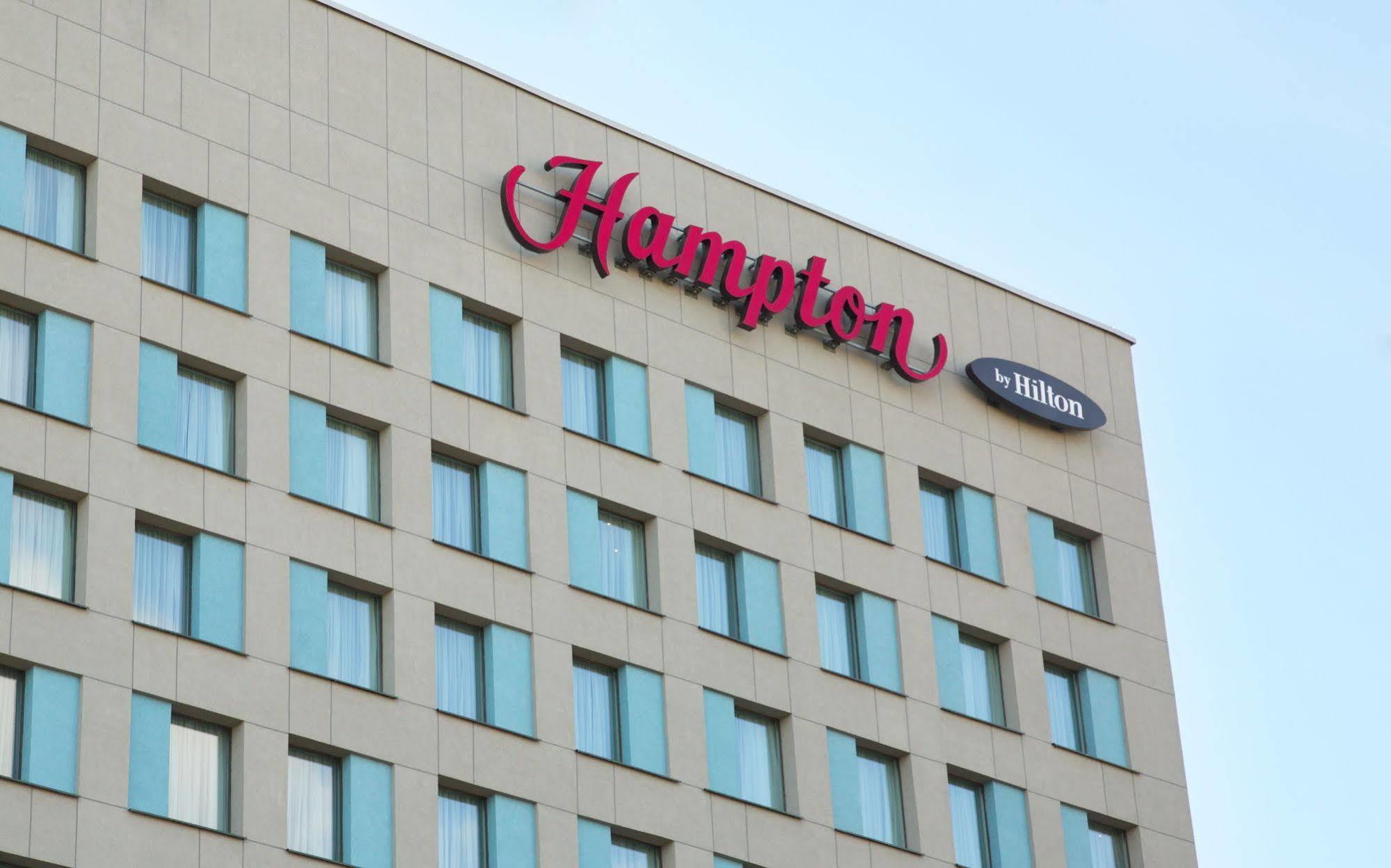 Hampton By Hilton Minsk City Centre Buitenkant foto