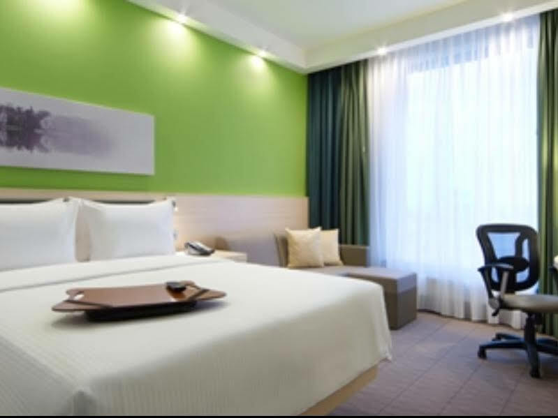 Hampton By Hilton Minsk City Centre Buitenkant foto